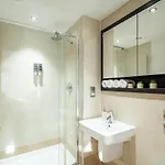 Dock 2 Bed Balcony & River View Leeds (West Yorkshire)