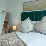 Apartamento Dock 2 Bed Balcony & River View