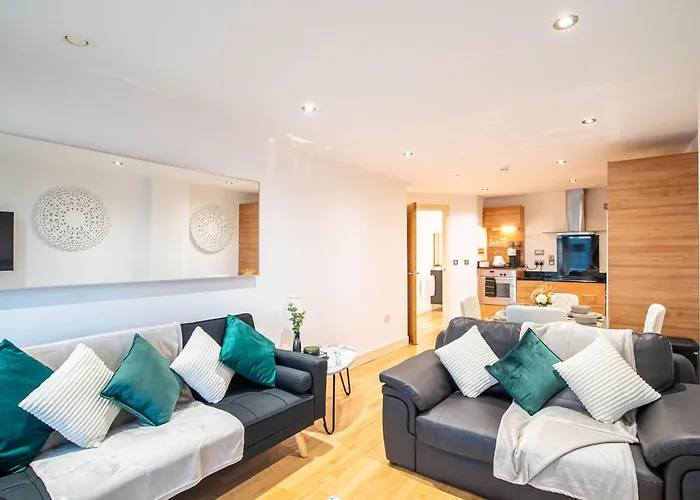 Leeds Dock 2Br 2Ba Balcony & River View Apartment Leeds (West Yorkshire)