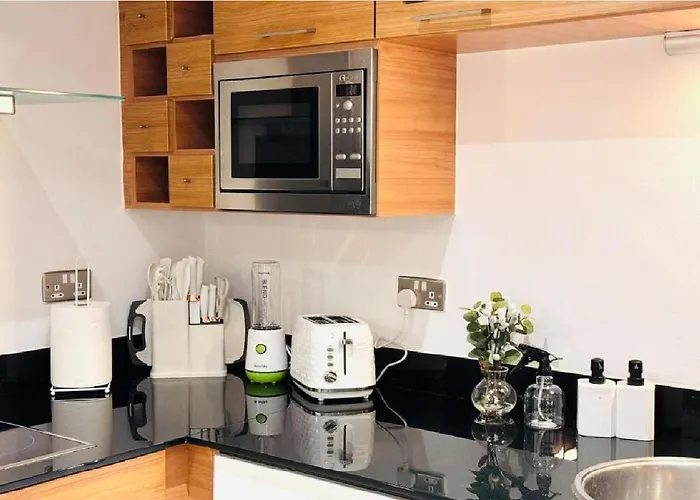 Leeds Dock 2Br 2Ba Balcony & River View Apartment Leeds (West Yorkshire)