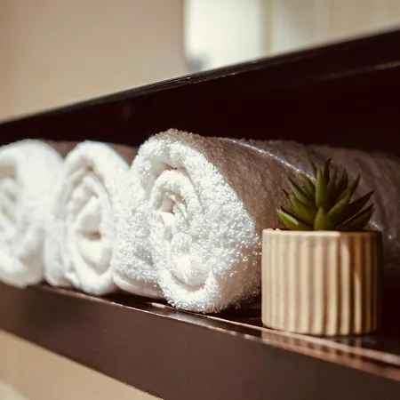 Apartamento Dock Balcony & River View 2 Bed *