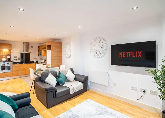 Leeds Dock 2Br 2Ba Balcony & River View Leeds (West Yorkshire)