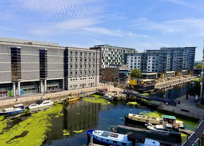 Leeds Dock 2Br 2Ba Balcony & River View * Leeds (West Yorkshire)